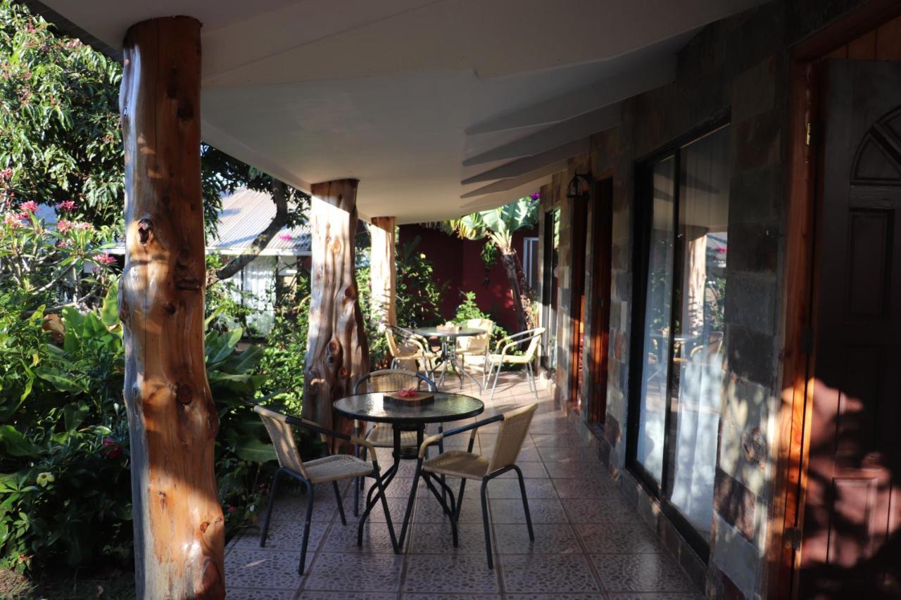 Hostal Avareipua Hanga Roa Extérieur photo