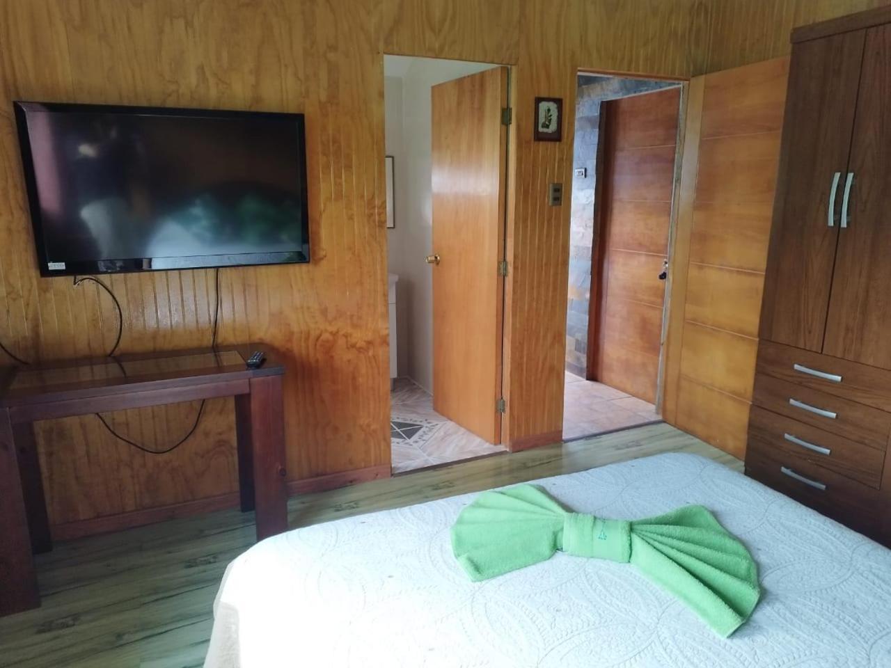 Hostal Avareipua Hanga Roa Extérieur photo